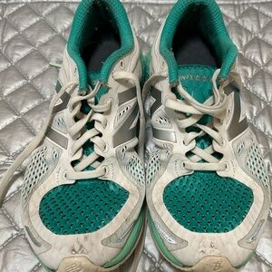 New balance flex foam